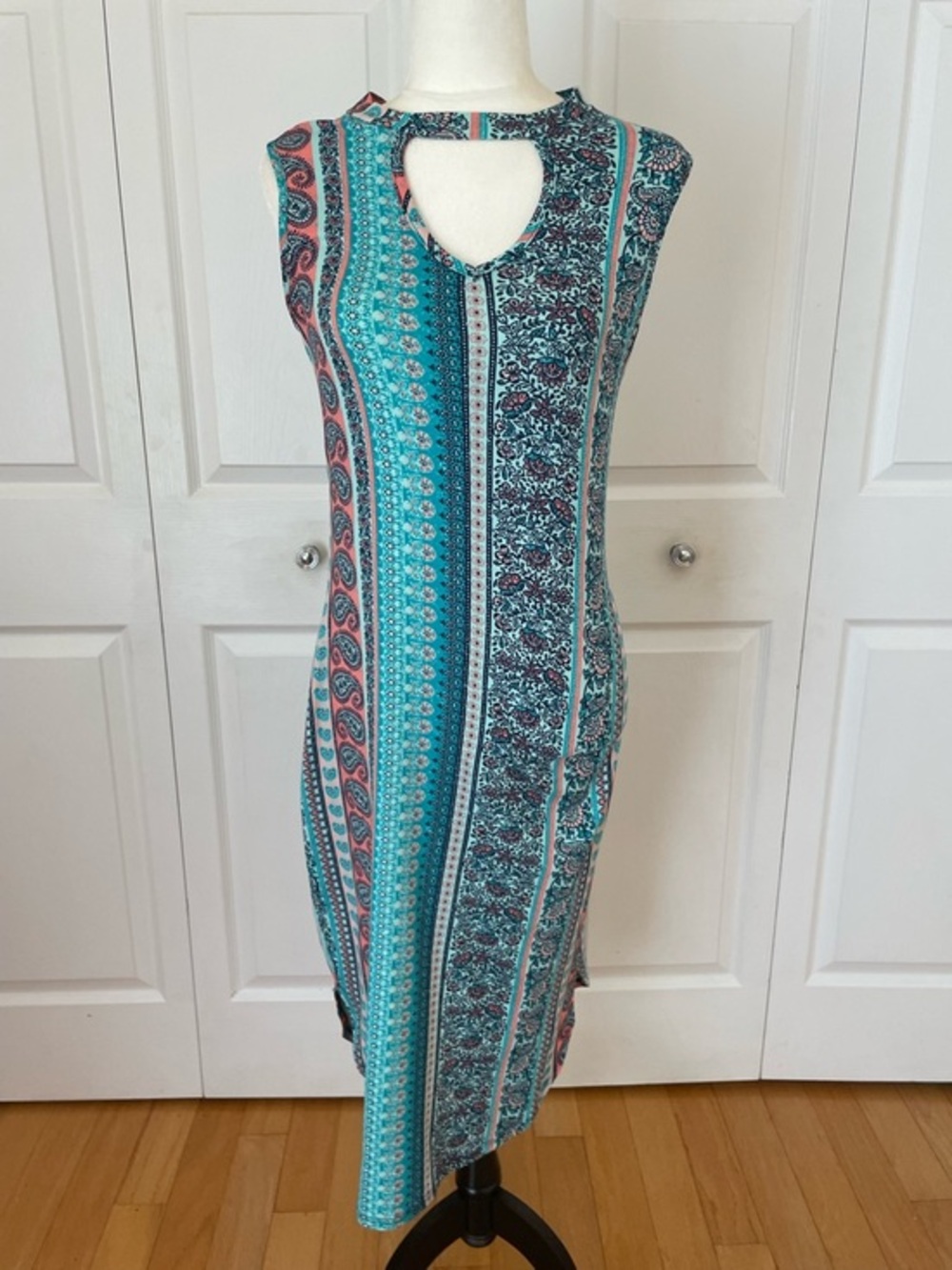 No Comment NY-LA Teal & Coral Printed Midi Dress
